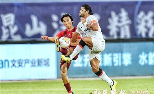 BJL平台中国-
一众大牌或将脱离 但这一次的中超转会各队换了偏向……(图4)