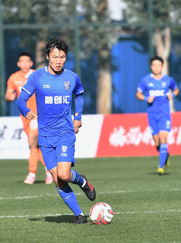 “BJL官方网站”*
逾越大连青岛 这才是足球城 同时拥有3个级别职业联赛球队！(图1)