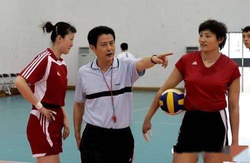 BJL平台中国-
915体坛日历丨2003 中国女排重返世界之巅(图5)